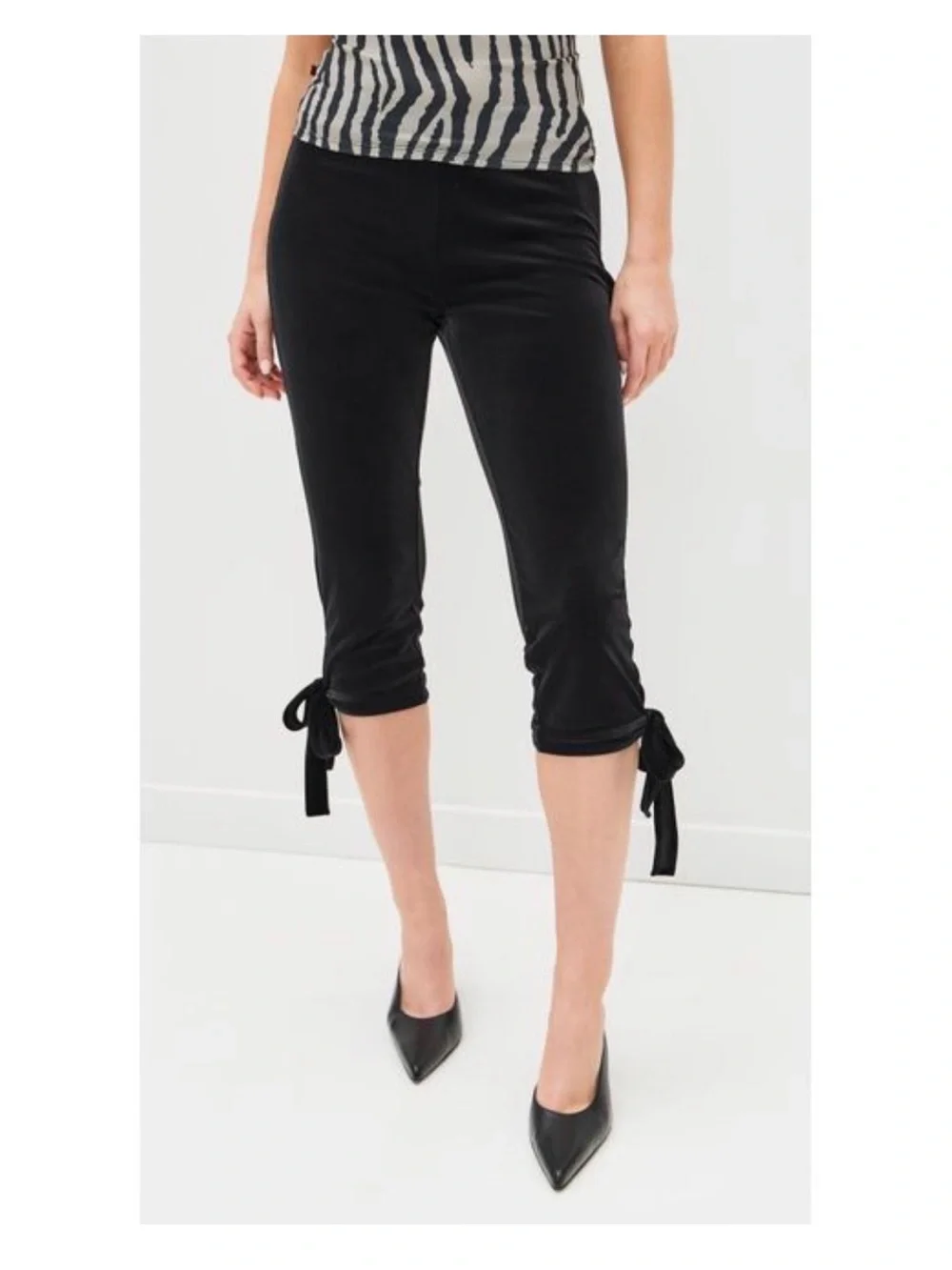NWT Miaou Emma Capris in Velvet Black - XS